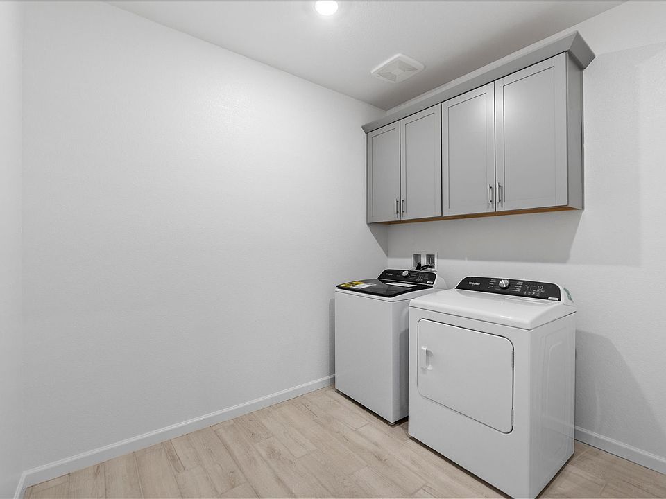 SAC_Aspen-At-Villa-Ticino_4516_Laundry-Area_E_331-Spumante-Ln