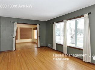 2830 133rd Ave NW, Coon Rapids, MN 55448