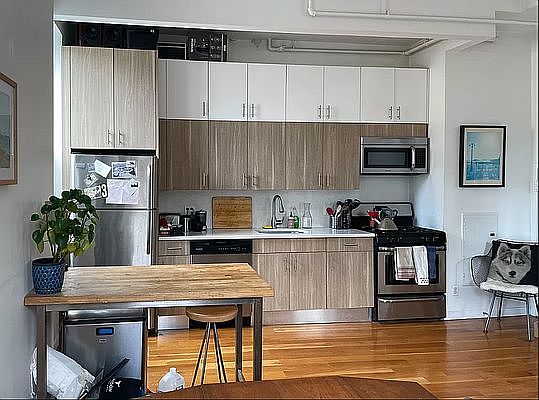 3rd image of 618 Bushwick Ave APT 107