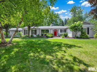 486 E High Point Dr, Peoria, IL 61614