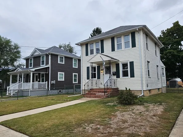 510 Cleveland Ave, Riverside, NJ 08075