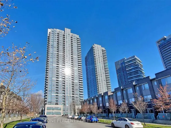 275 Village Green Sq, Toronto, ON
