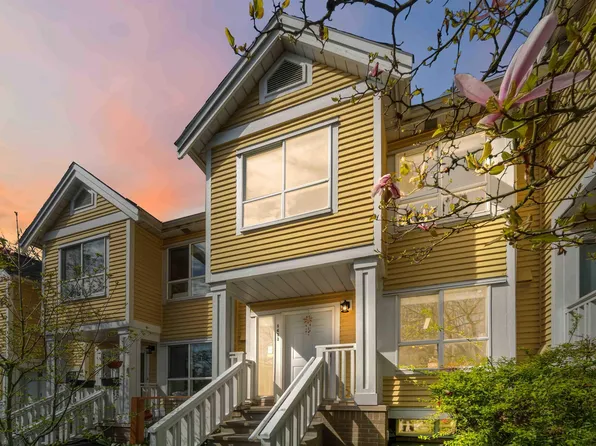 8433 Jellicoe St, Vancouver, BC V5S 2J4