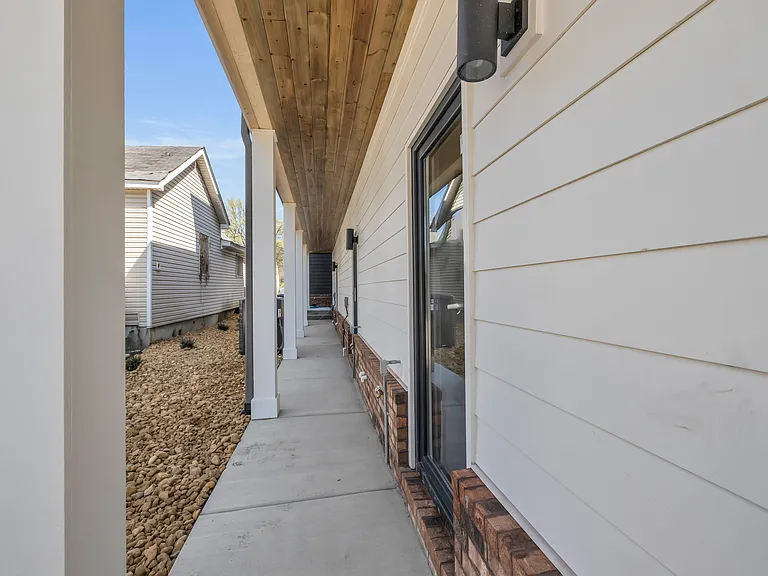641 S Lyerly St — Photo 31