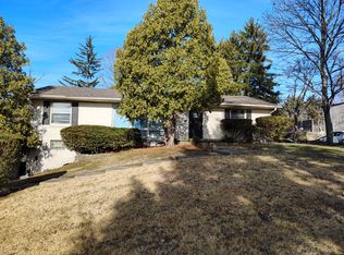 3706 Ashbourne Ln, Indianapolis, IN