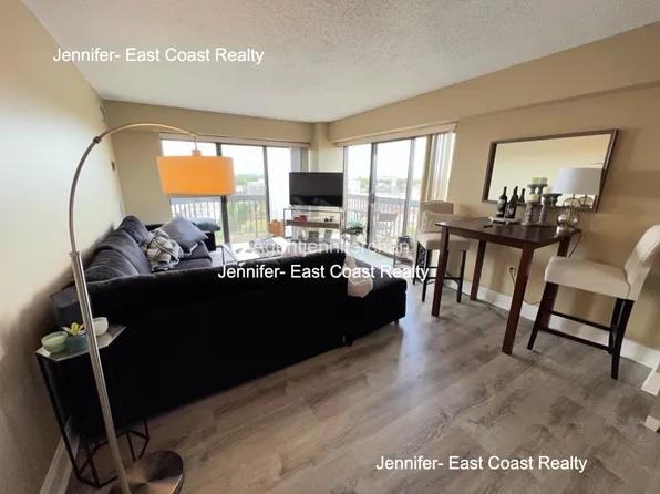 15 N Beacon St #802C, Allston, MA 02134