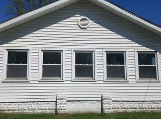 124 S McKinley St, Harrisburg, IL 62946