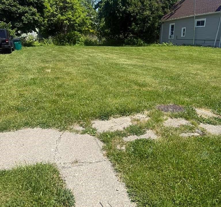 2nd image of 58 Winslow Ave