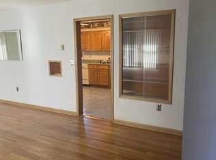 7102 Springdale Rd, Cincinnati, OH 45247