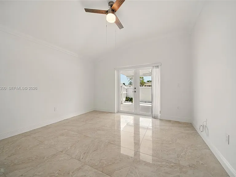 5202 NW 187th St — Photo 9