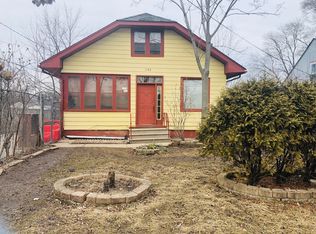 1142 2nd Ave, Aurora, IL 60505