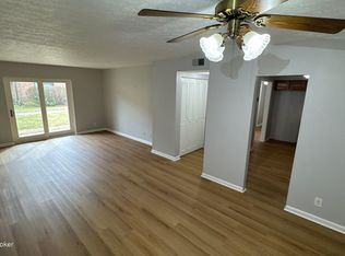 7008 Wildwood Cir APT 60, Louisville, KY