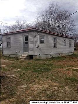2nd image of 147 Creasie Cir