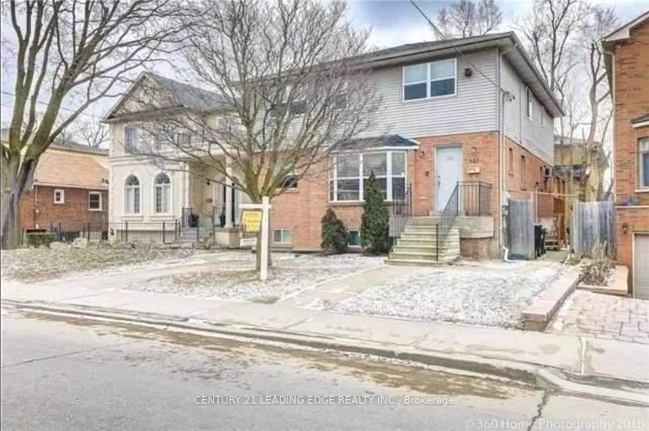 2 bed, $1,400 — Photo 1