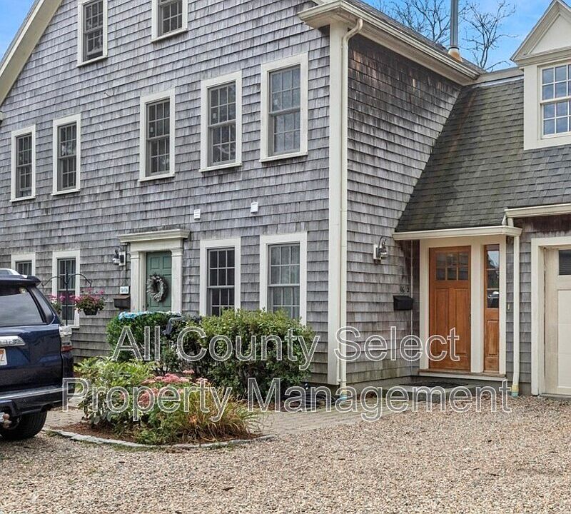 1st image of 16 County Street 2