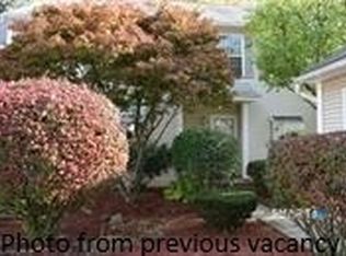 3409 Whitney Ave APT 11, Hamden, CT 06518