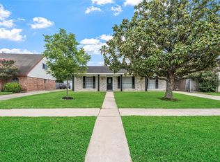 12018 Mulholland Dr, Meadows Place, TX 77477