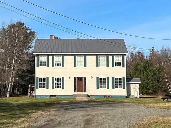 31 Hayward Lane, Princeton, ME 04668