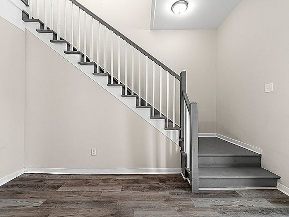 5th image of 3126 Enslow Ave