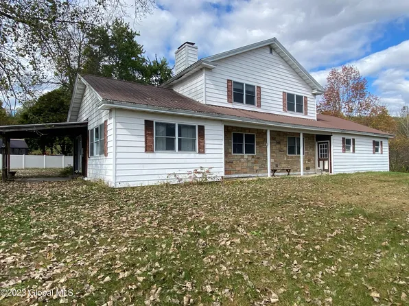 87 Warner Hill Road, Ticonderoga, NY 12883