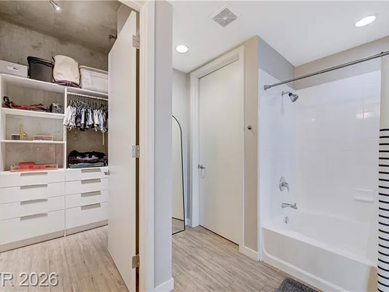 353 Bonneville Ave #581 — Photo 18