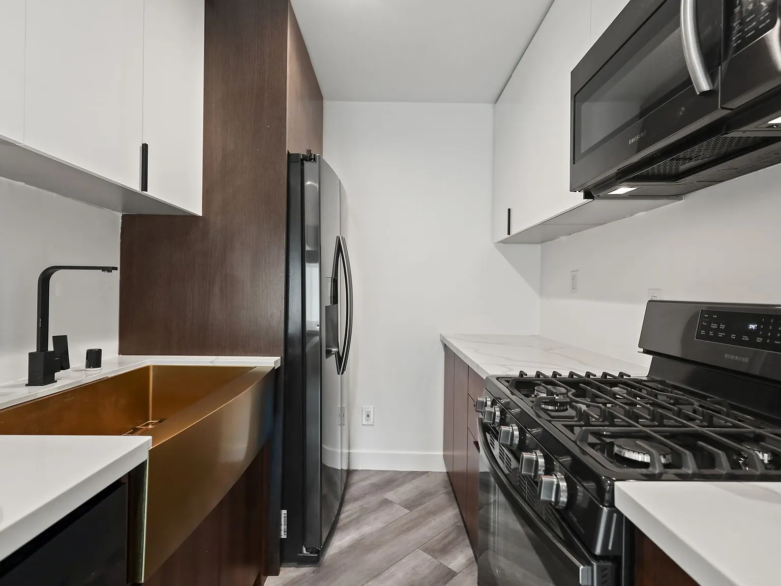 6307 Elgin Street Apartments — Photo 4