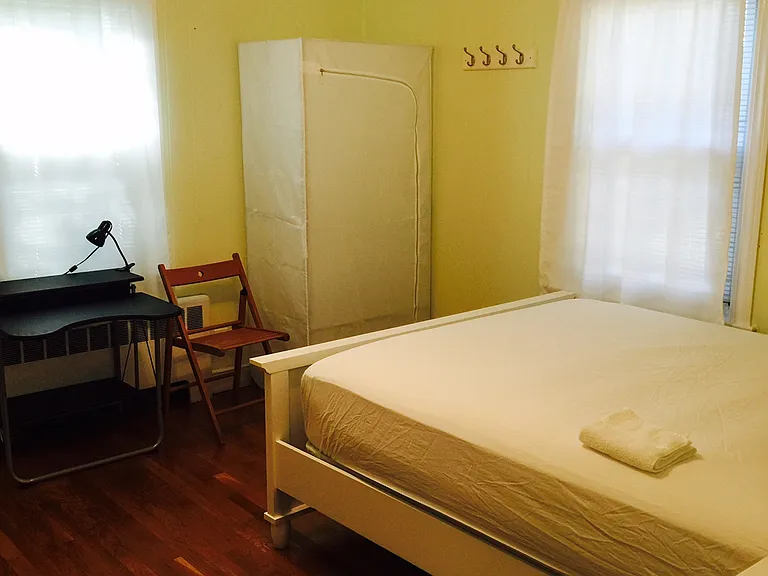 bedroom 3 on the first floor