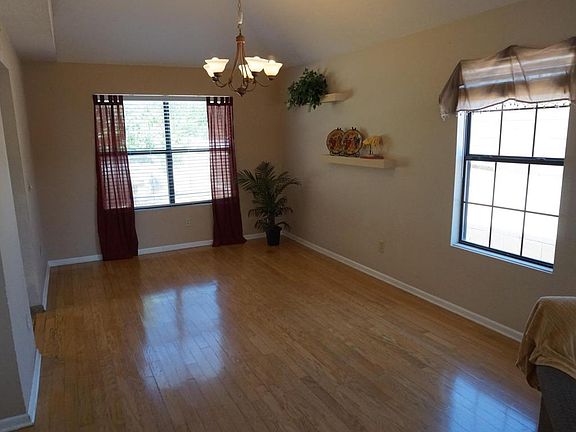 4th image of 7621 Sunrose Dr NW
