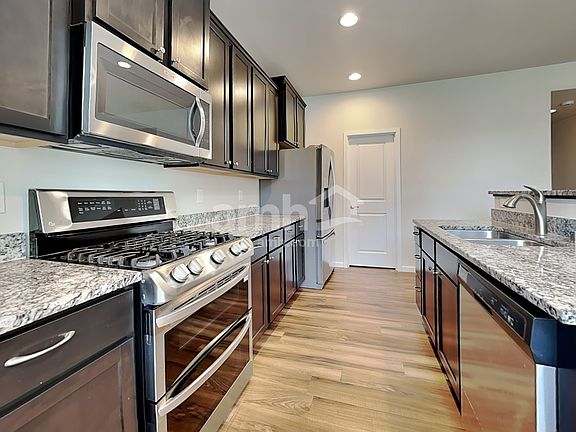3rd image of 13831 66th Ave E