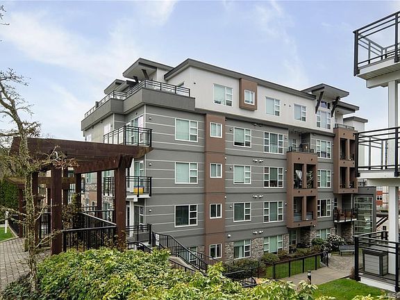 2nd image of 1020 Inverness Rd #302