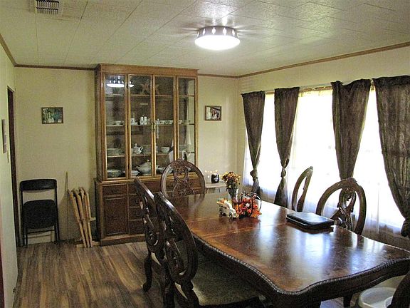 4th image of 245 County Road 857