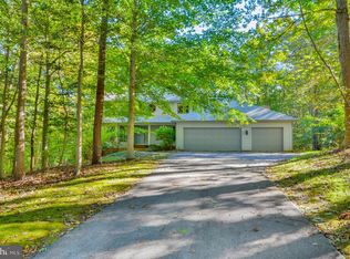 1913 Pump Handle Ct, Crownsville, MD 21032