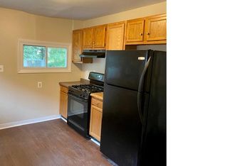 109 Oak St, Dundalk, MD 21222