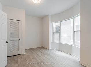 414 Jarvis St E #304-C08, Toronto, ON M4Y 3C2