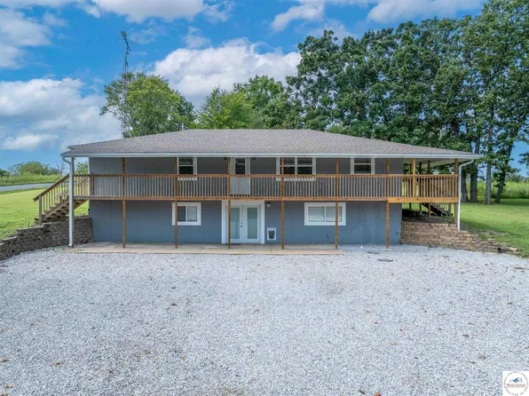 33037 Bluhm Rd, Smithton, MO 65350