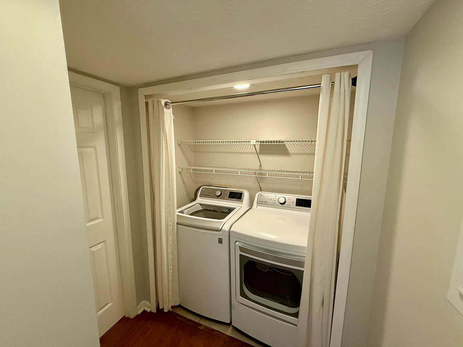 701 New Horizon St — Photo 2