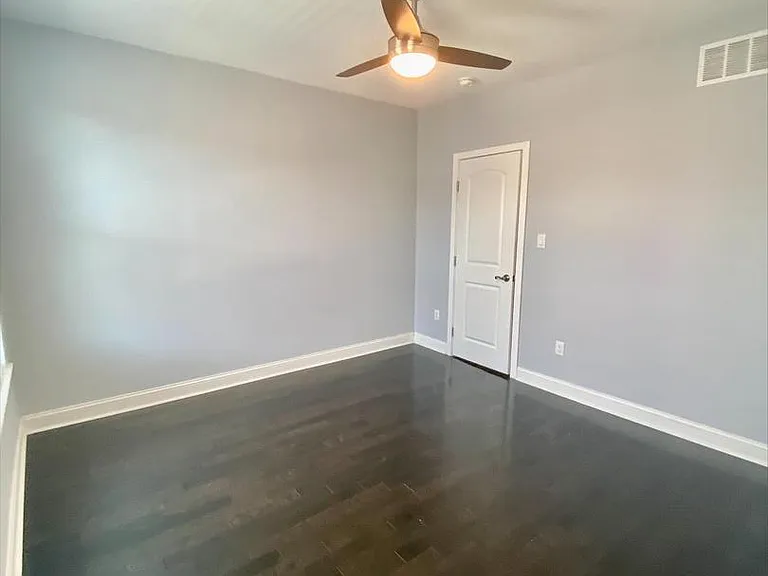 Primary Looking opposite direction