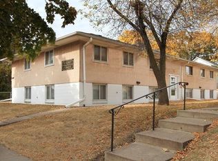 1715 Thomas Ave, Saint Paul, MN 55104