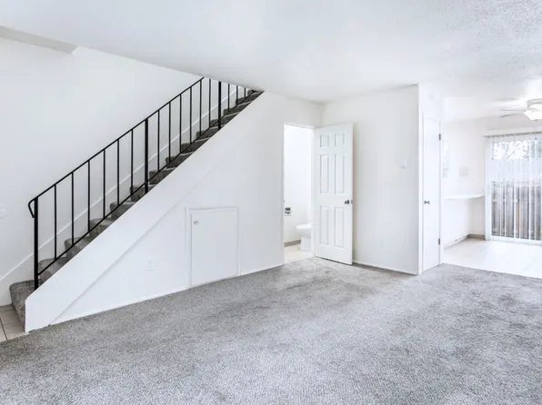 Greenburg Townhomes, 11445 SW Greenburg Rd #4, Portland, OR 97223