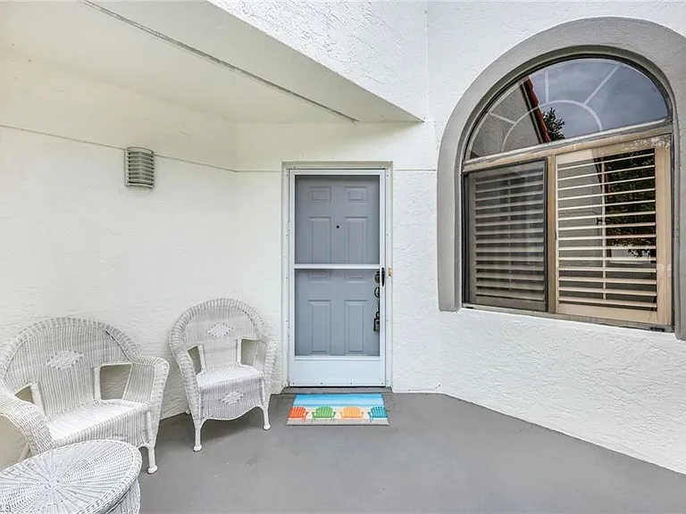 631 Beachwalk Cir #F-204 — Photo 19