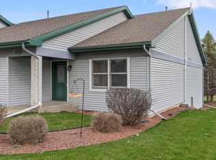 209 E Parkview St #A, Cottage Grove, WI 53527