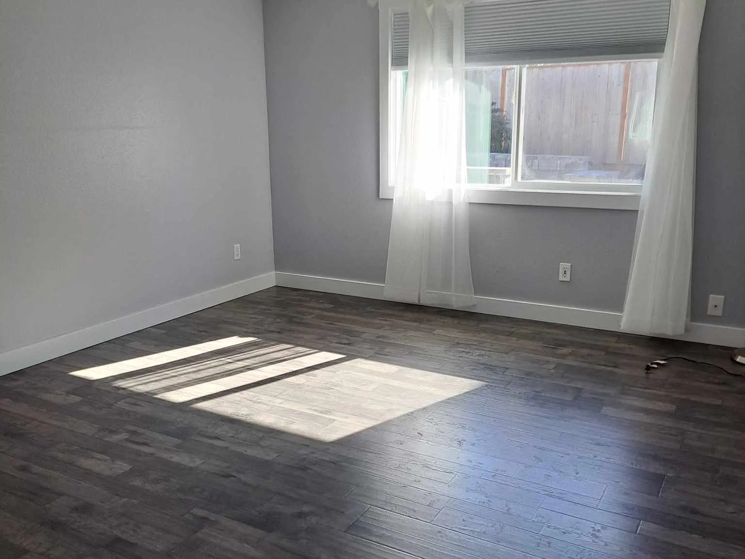 3 bed, 1800 sqft, $2,400 — Photo 3