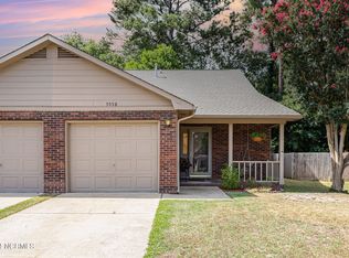5558 Robmont Dr, Fayetteville, NC 28306
