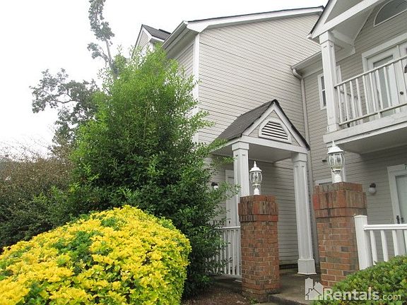 2nd image of 7318 Meadow Glen Dr