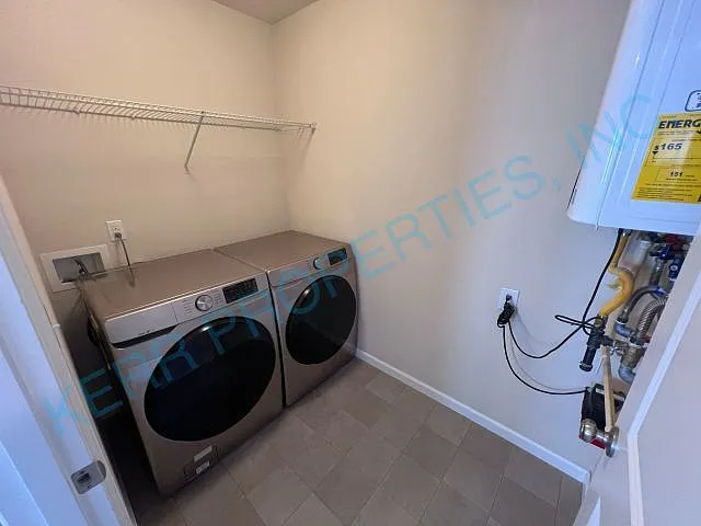 12996 SE 155th Ave — Photo 19