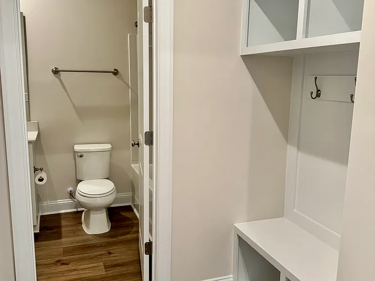 7473 Linda Vista Ln — Photo 8