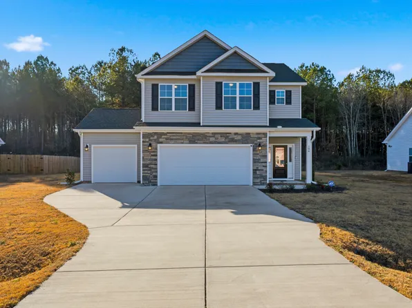 106 Knotts Berry Rd, Bunnlevel, NC 28323