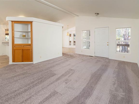 2nd image of 2706 Boone Cir
