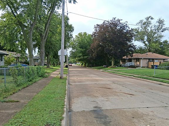 4th image of 2529 E 41st Ct