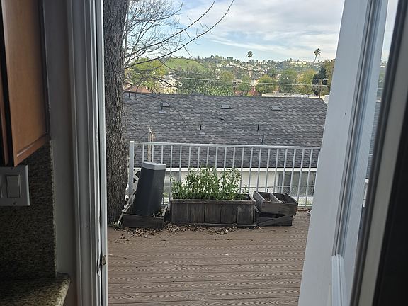 5th image of 5330 Granada St #1/2